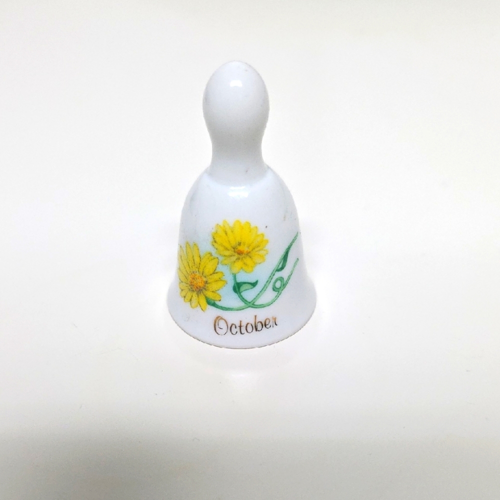October Bell White With Two Yellow Flowers Russ